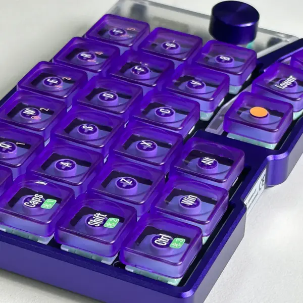 Cornix LP Split Wireless Keyboard(Distributed)